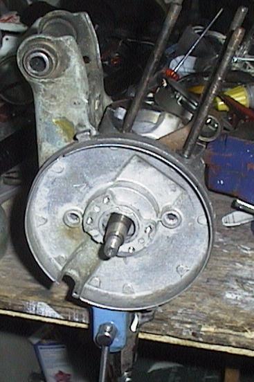 Bas moteur sans cloche d'allumage et embrayage